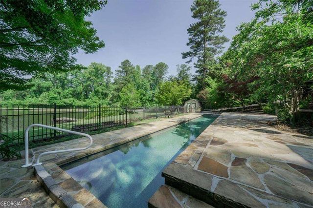 2850 Cravey Drive NE, Atlanta, GA 30345
