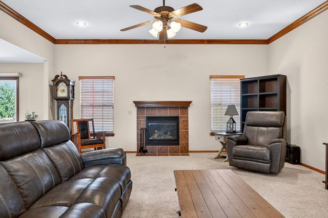 165 Brown Swiss Drive, Billings, MO 65610