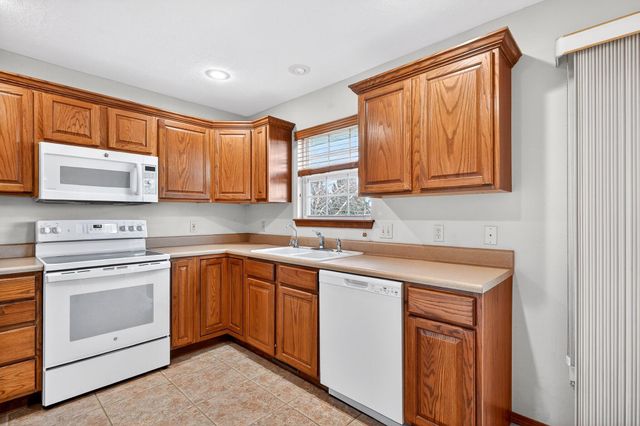 165 Brown Swiss Drive, Billings, MO 65610