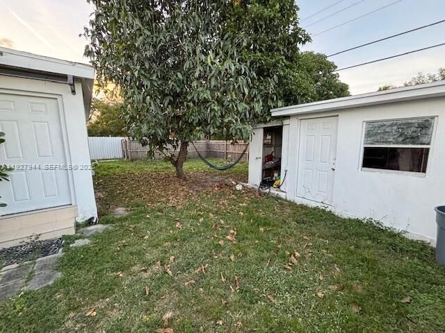 1815 NE 175th St 0, North Miami Beach, FL 33162