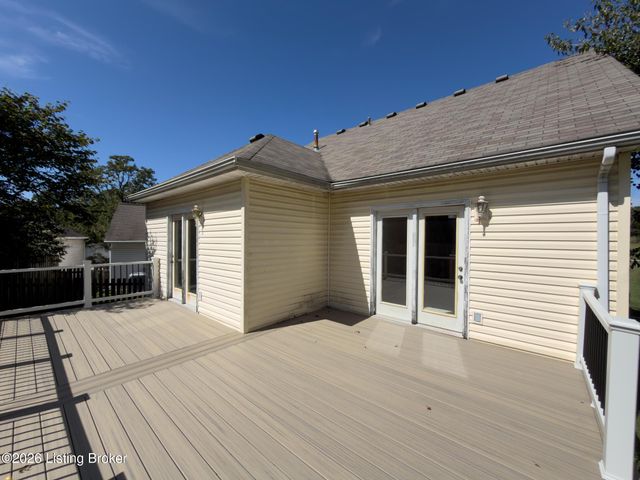 8104 Hudson Ln, Louisville, KY 40291