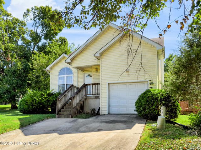 8104 Hudson Ln, Louisville, KY 40291
