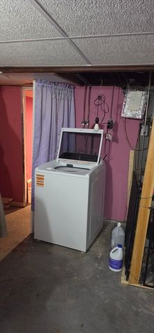 34 Hatch St, Haverhill, MA 01832