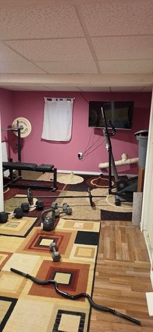 34 Hatch St, Haverhill, MA 01832