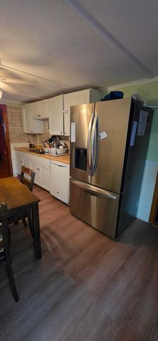 34 Hatch St, Haverhill, MA 01832