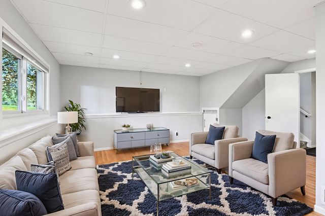 11339 Vessey Circle, Bloomington, MN 55437