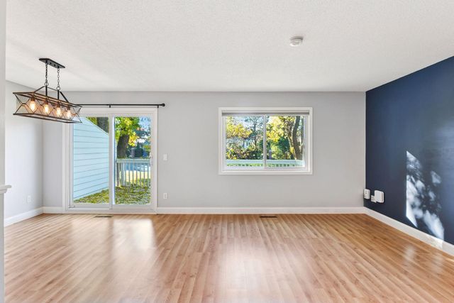 11339 Vessey Circle, Bloomington, MN 55437