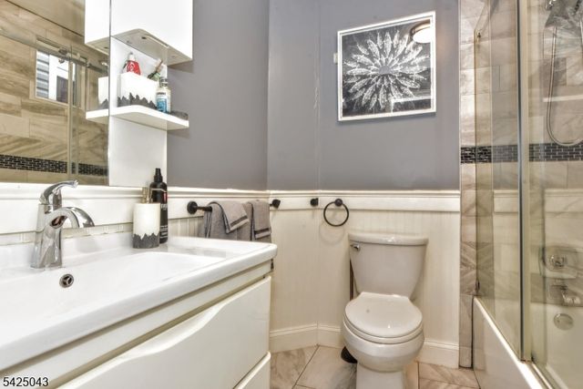 557 Hudson Ave, Weehawken Twp., NJ 07086
