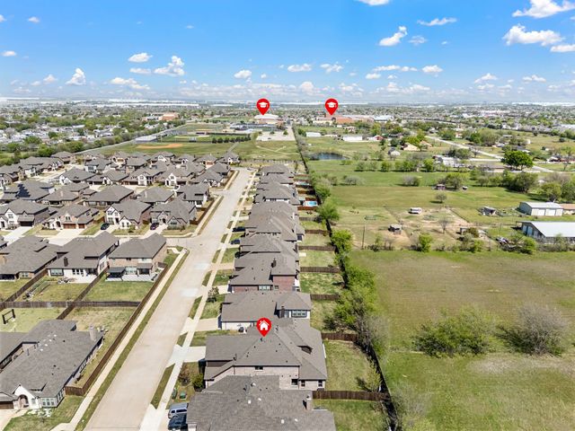 11504 Colonial Trace Road, Fort Worth, TX 76244