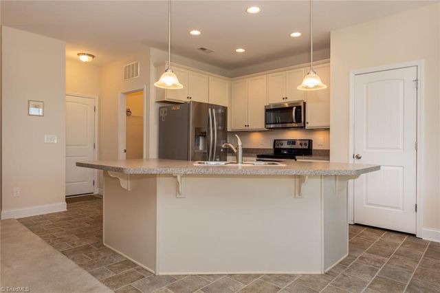 151 Maryland Drive, Thomasville, NC 27360