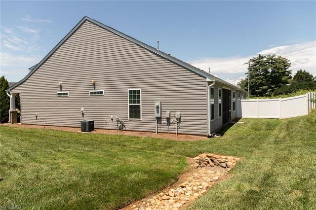 151 Maryland Drive, Thomasville, NC 27360
