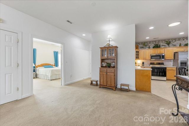 8368 Windsor Ridge Drive, Charlotte, NC 28277