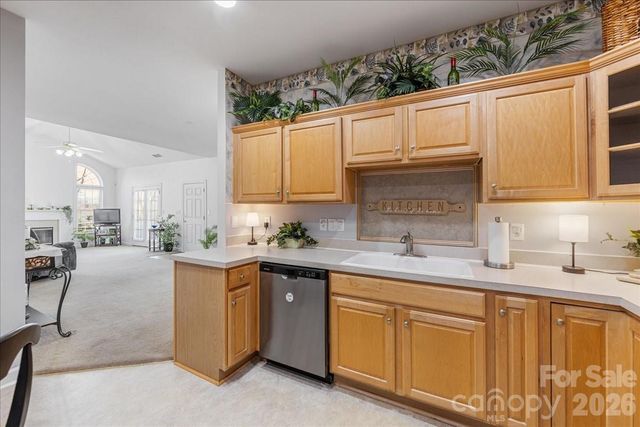 8368 Windsor Ridge Drive, Charlotte, NC 28277