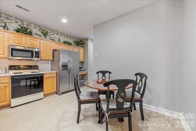 8368 Windsor Ridge Drive, Charlotte, NC 28277