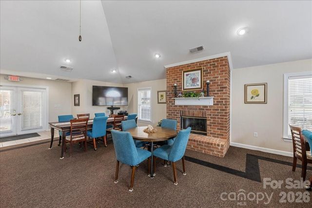 8368 Windsor Ridge Drive, Charlotte, NC 28277