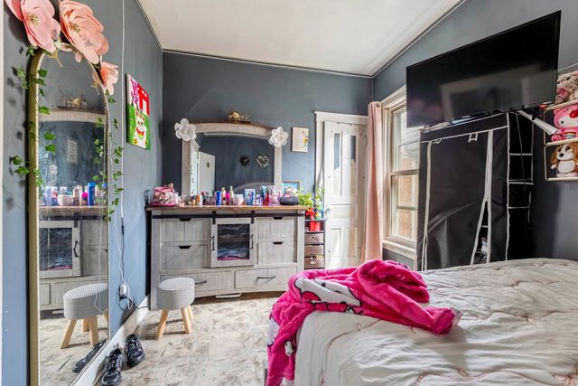 5633 W 64th Place, Chicago, IL 60638