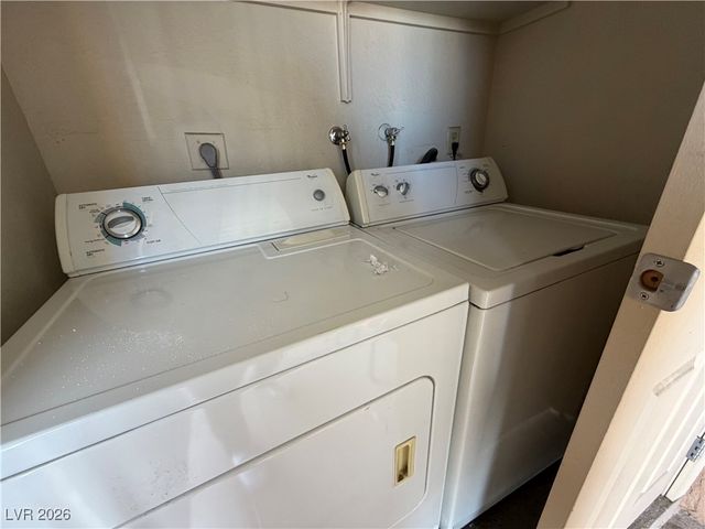 5240 Indian River Drive 274, Las Vegas, NV 89103