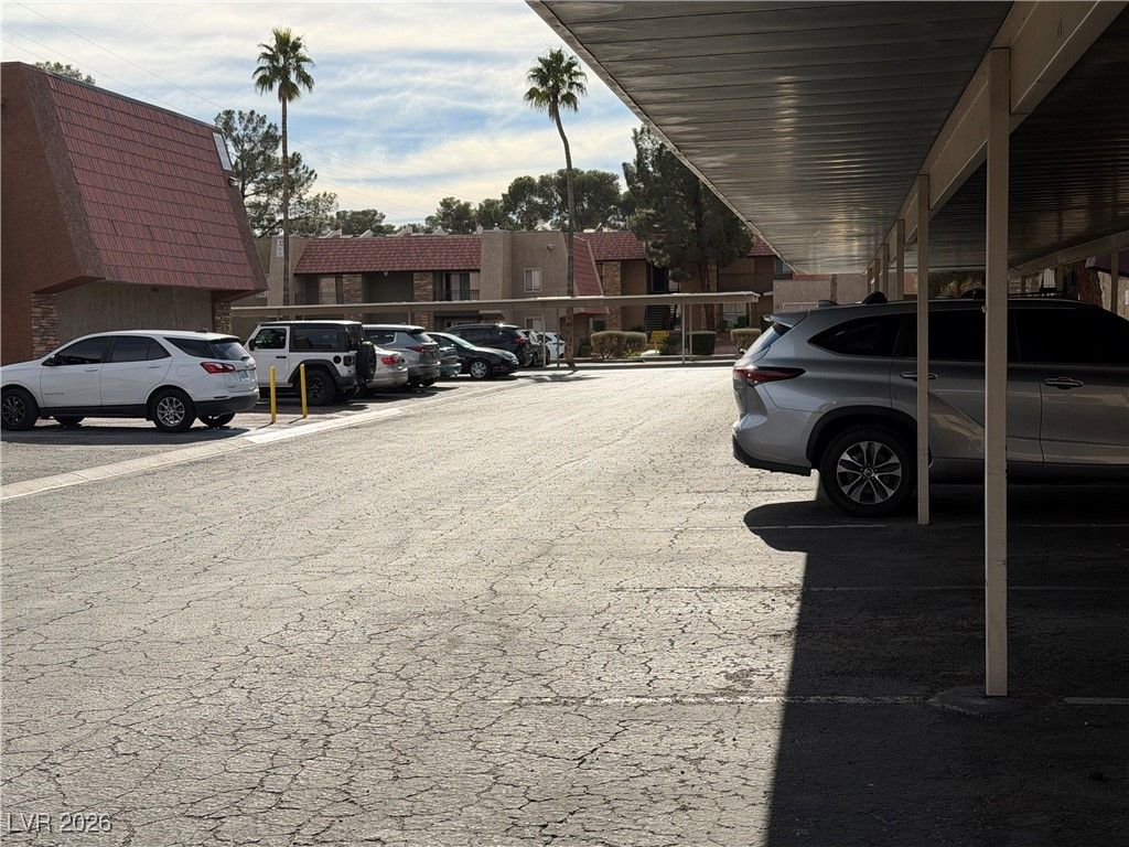 Image 18 of property listing at 5240 Indian River Drive 274, Las Vegas, NV 89103