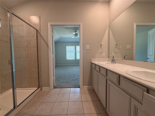 621 Fletcher Drive, Fate, TX 75087