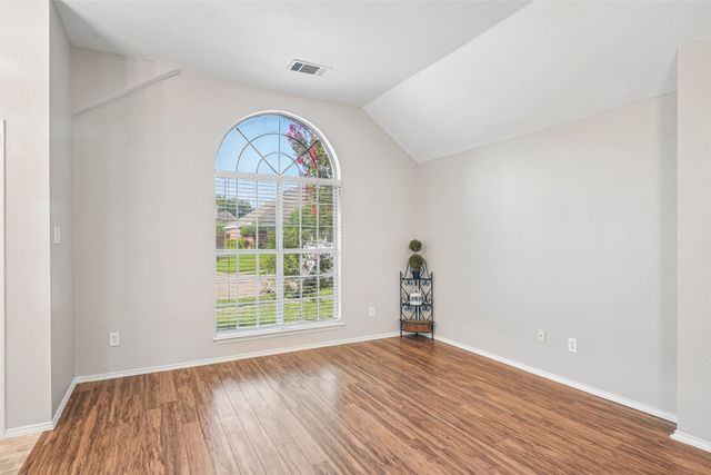 3901 Rolling Hills Drive, Plano, TX 75025