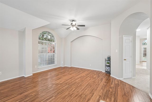 3901 Rolling Hills Drive, Plano, TX 75025