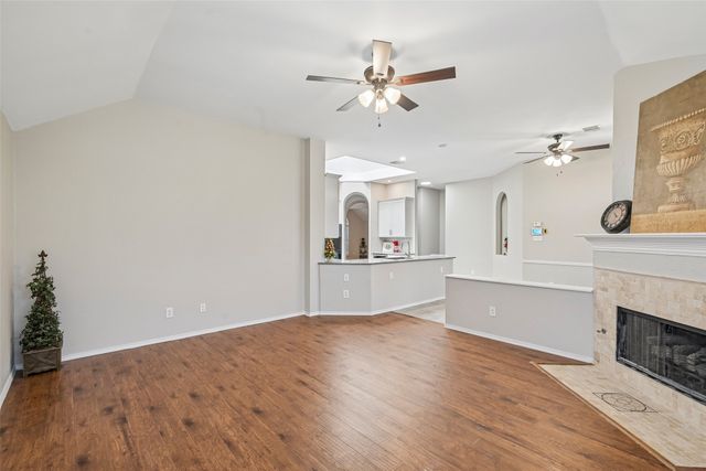 3901 Rolling Hills Drive, Plano, TX 75025