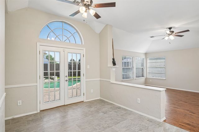 3901 Rolling Hills Drive, Plano, TX 75025