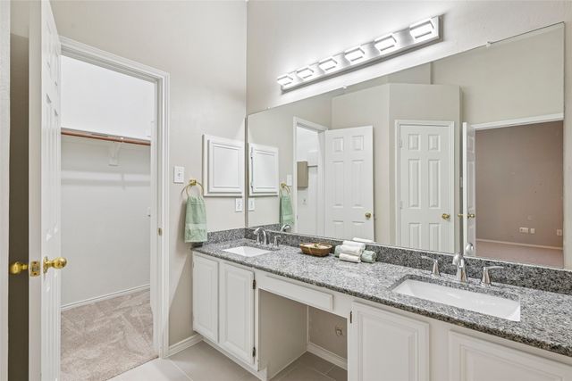 3901 Rolling Hills Drive, Plano, TX 75025