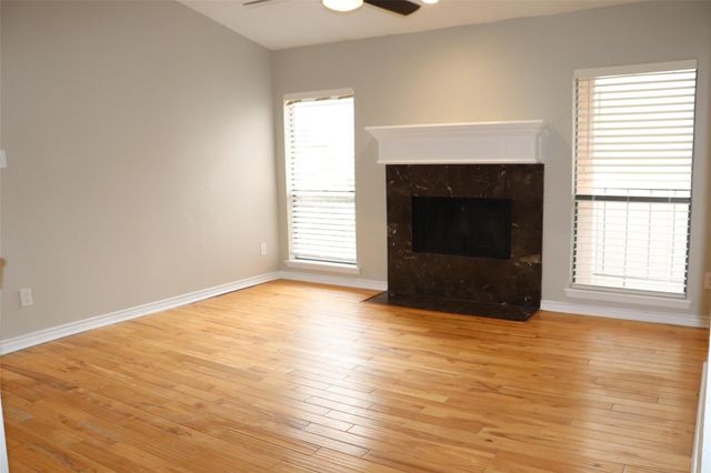 1818 Augusta Drive 8, Houston, TX 77057