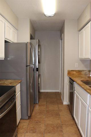 1818 Augusta Drive 8, Houston, TX 77057