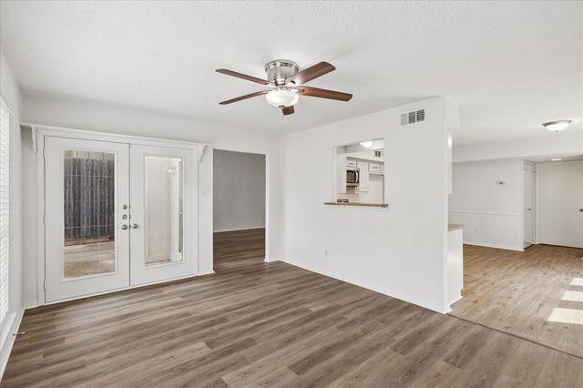 1608 Northridge Drive, Arlington, TX 76012
