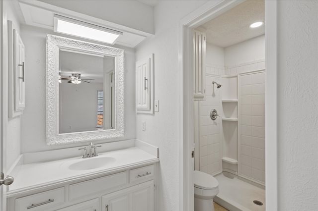 1608 Northridge Drive, Arlington, TX 76012