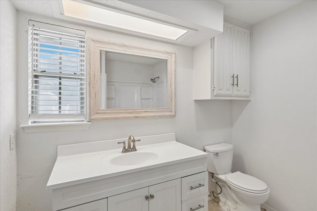 1608 Northridge Drive, Arlington, TX 76012