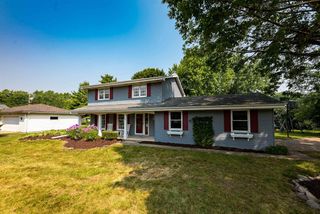 708 MANCHESTER ROAD, Neenah, WI 54956