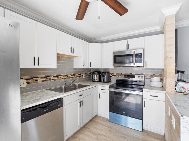 1814 Kaileen Circle NE, Palm Bay, FL 32905