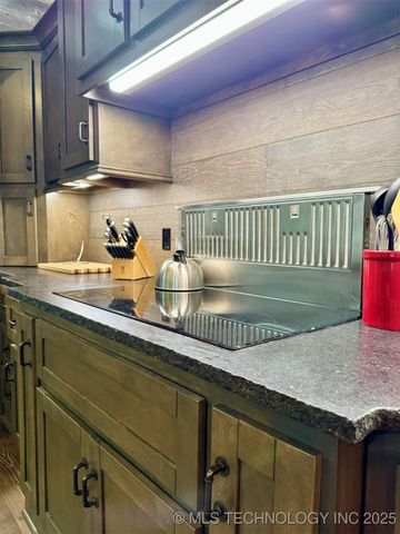 113203 S 4288 Road, Porum, OK 74455