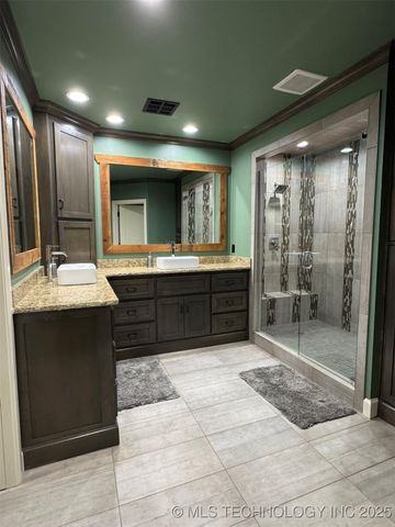 113203 S 4288 Road, Porum, OK 74455