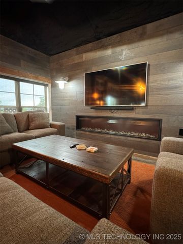 113203 S 4288 Road, Porum, OK 74455