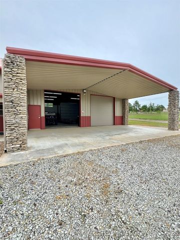 113203 S 4288 Road, Porum, OK 74455