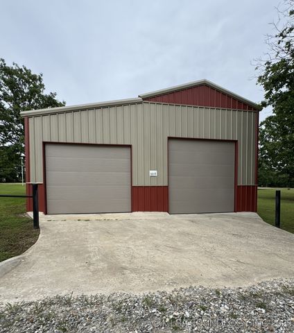 113203 S 4288 Road, Porum, OK 74455