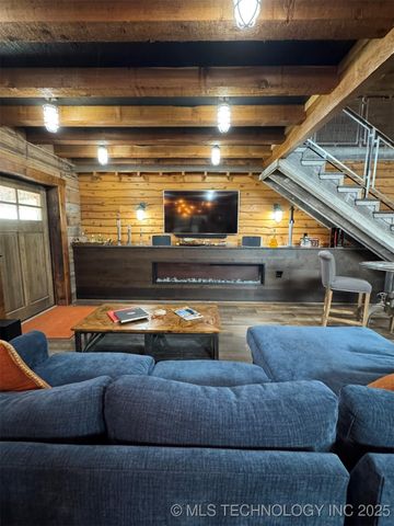 113203 S 4288 Road, Porum, OK 74455