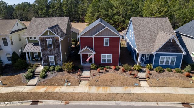 239 Legacy Lakes Way, Aberdeen, NC 28315