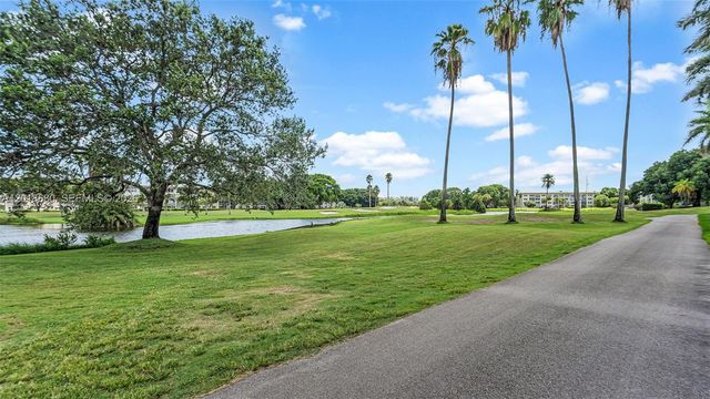 2603 Nassau Bend F1, Coconut Creek, FL 33066