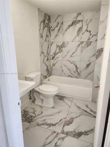 120 NW 18th Avenue, Miami, FL 33125