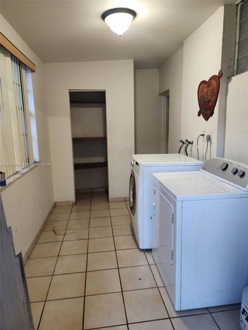 120 NW 18th Avenue, Miami, FL 33125