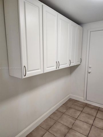 120 NW 18th Avenue, Miami, FL 33125