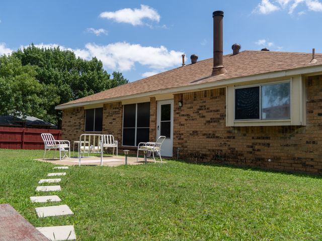 8300 Ohara Lane, Fort Worth, TX 76123