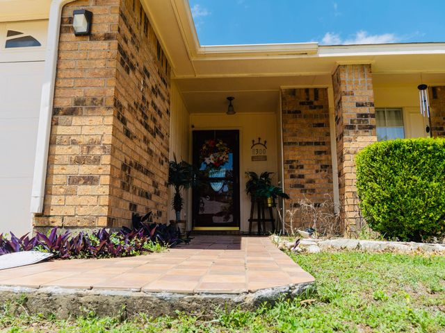 8300 Ohara Lane, Fort Worth, TX 76123