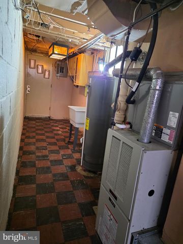 6247 MARSDEN ST, Philadelphia, PA 19135