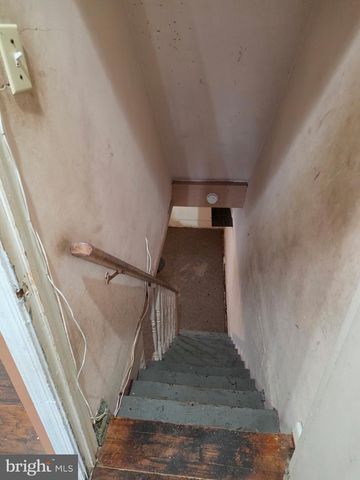 6247 MARSDEN ST, Philadelphia, PA 19135